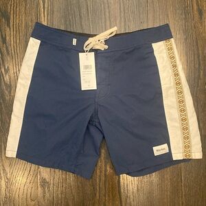 NWT Mens Swim trunks. 30”Navy Rhythm